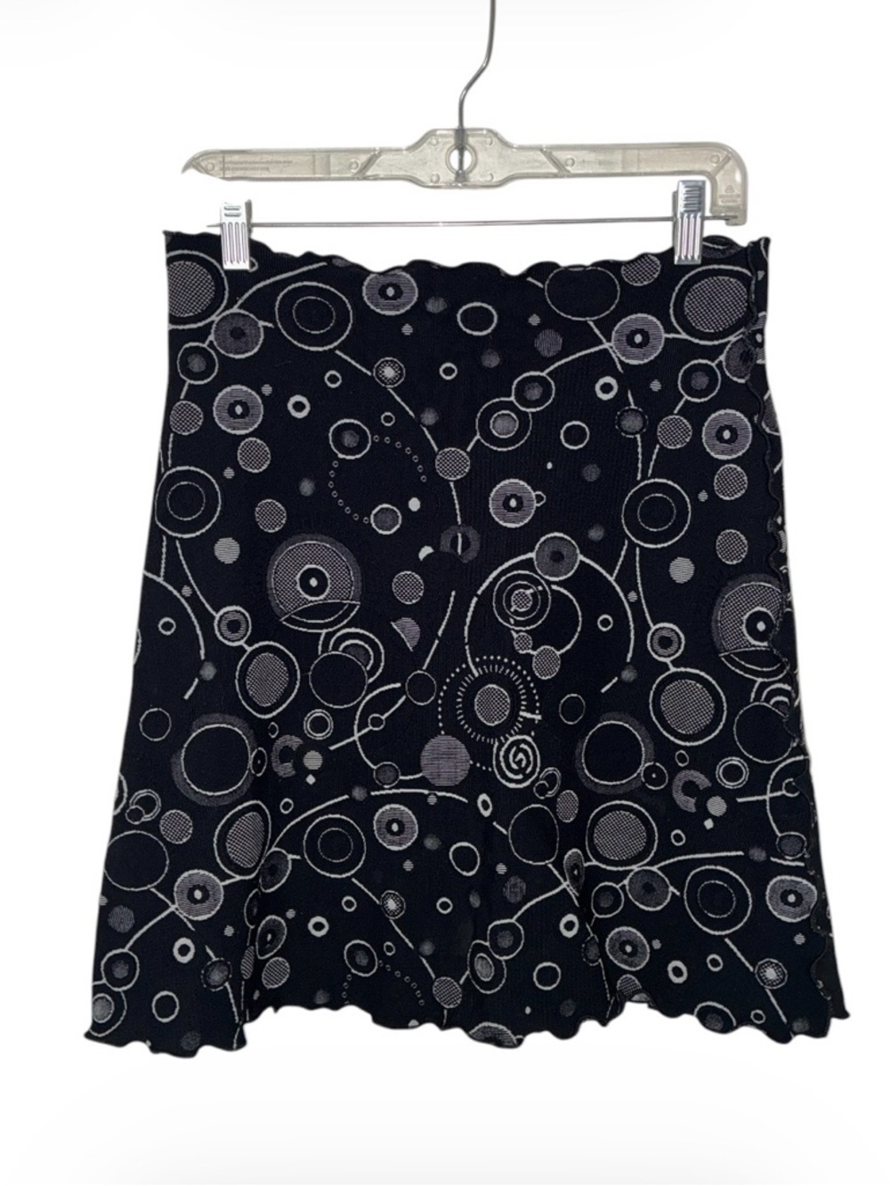 Haystacks Stylish Black and White Patterned Skirt. EUC Sz M